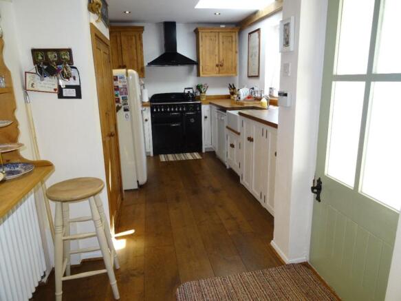 Photo 9