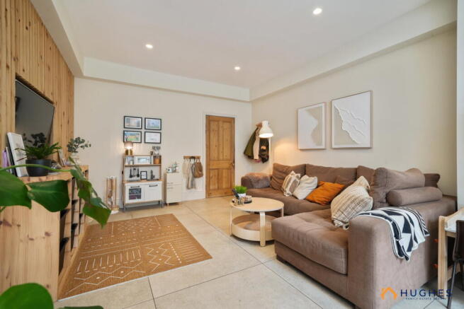 4 bed Semi-Detached for sale Image 11