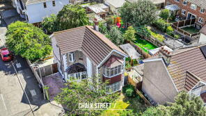 24, Lee Gardens Avenue, Hornchurch RM11 3BA