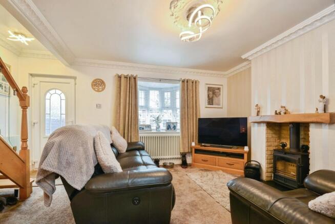 2 bed Semi-Detached for sale Image 8