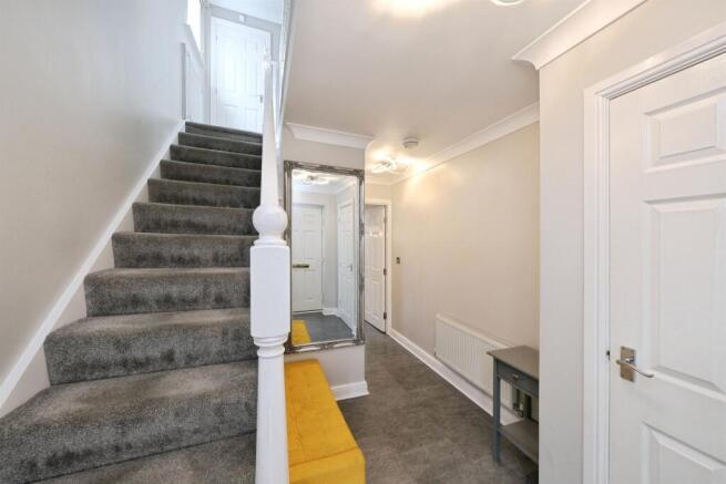 3 bed Detached for sale Image 10