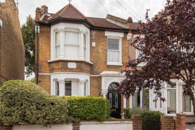 Shrubland Road, E17
