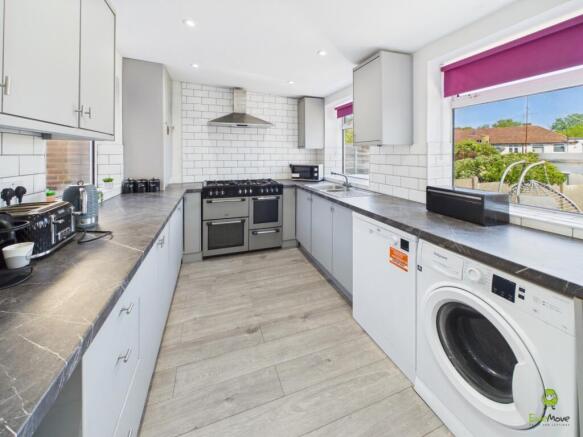 Kitchen presented by James Hillier for Ewemove Bex