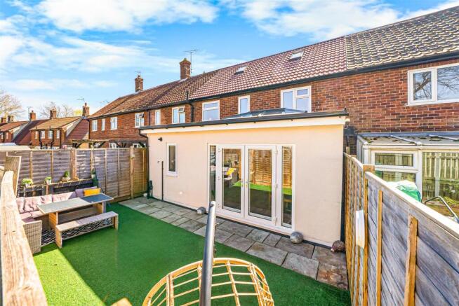 3 bed House for sale Image 12