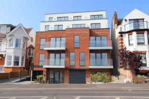 1, Thames View, Grand Parade, Leigh-on-sea SS9 1DX