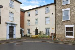 Flat 1, 14 16 Holly House, Harcourt Terrace, Salisbury SP2 7SA