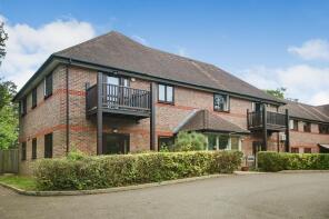 8, Stildon Mews, London Road, East Grinstead RH19 1PX