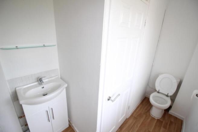 1st Floor Bathroom
