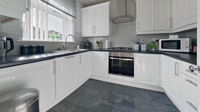 Fitted Kitchen
