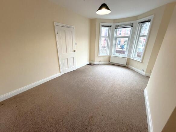 Kingston Road, Heckford Park photo 4