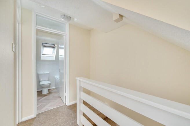 2 Ryeford court t...
