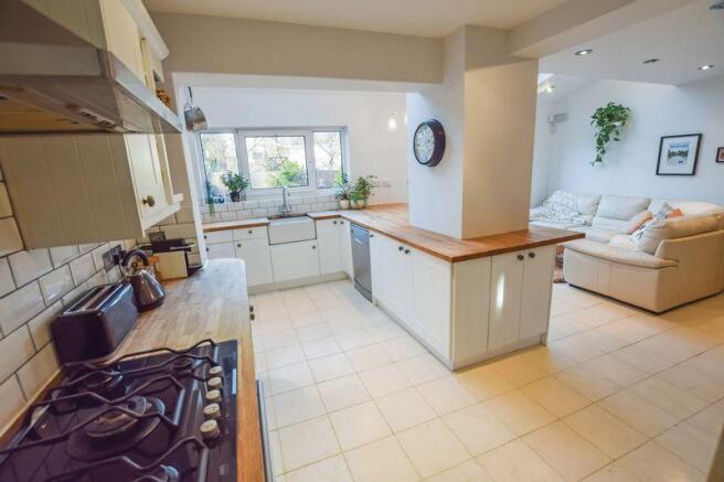 Kitchen/Family...