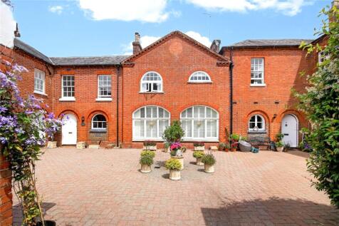 Warfield Street, Warfield, Bracknell, Berkshire, RG42