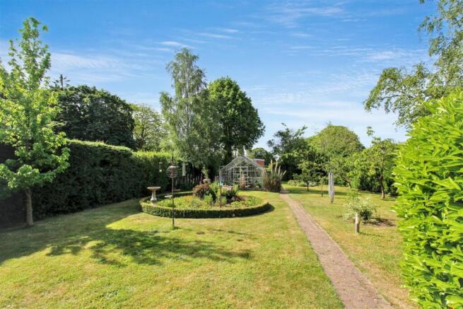 Aylsham Road, Cawston photo 4