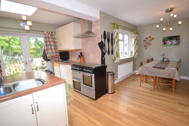 Kitchen 1