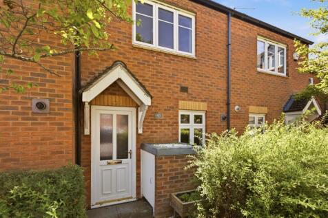 St. Margarets Avenue, Wolston, CV8