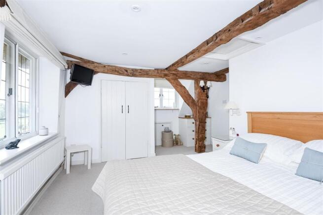 master bedroom H.jpg