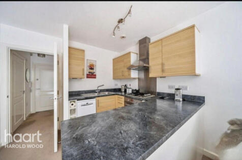 Ingrebourne Avenue, Harold Hill