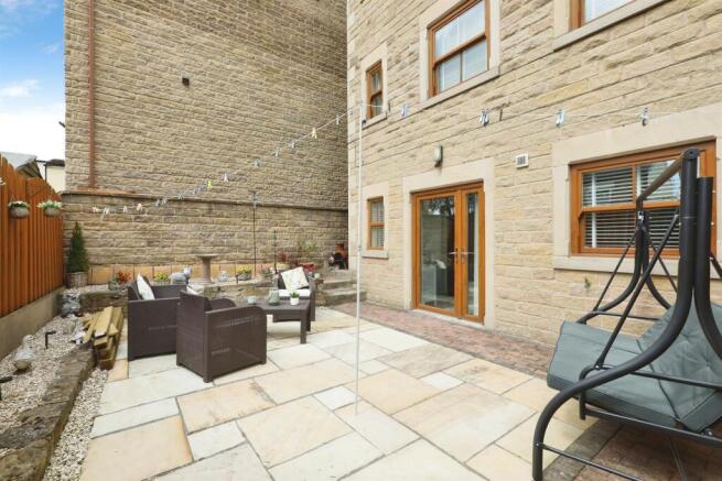3 bed Semi-Detached for sale Image 5