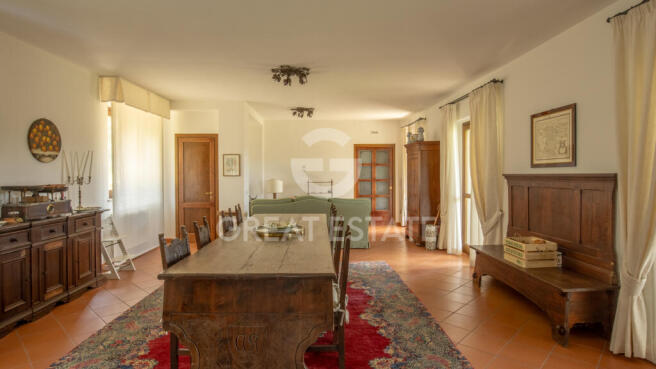 Interno