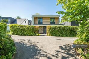 Whiteshute House, Whiteshute Lane, Winchester SO23 9RA