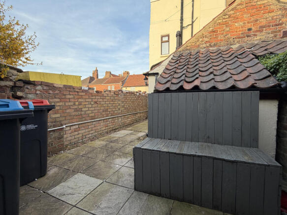 2 bed Semi-Detached for sale Image 12