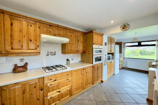 Breakfast Kitchen 