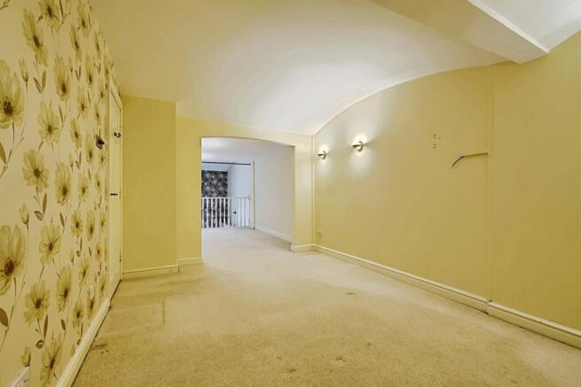 2 bed Apartment for sale Image 7