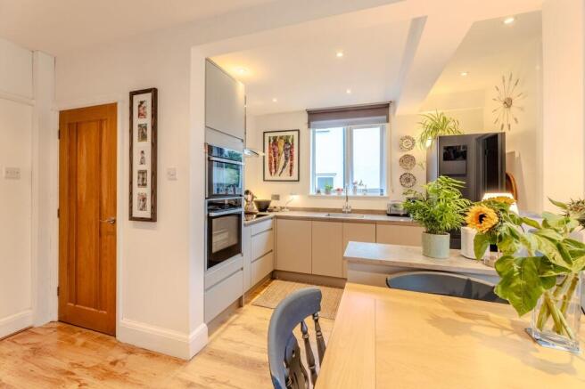 Open-Plan Kitchen & Dining Room