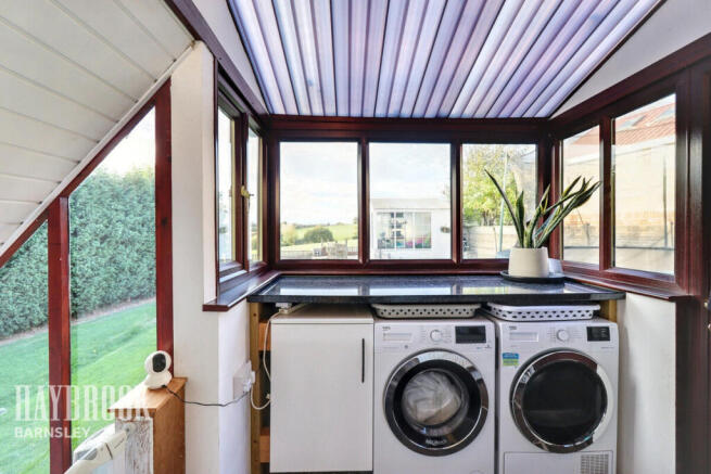 2 bed Detached Bungalow for sale Image 8