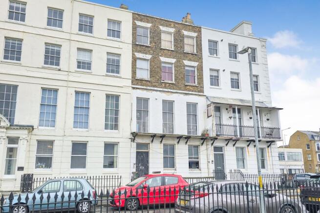 3 Fort Paragon, Margate, Kent, CT9 1JA