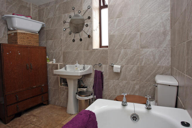 Photo 16
