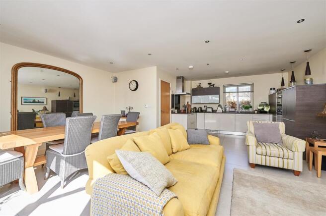 9 Midland Close-22.jpg