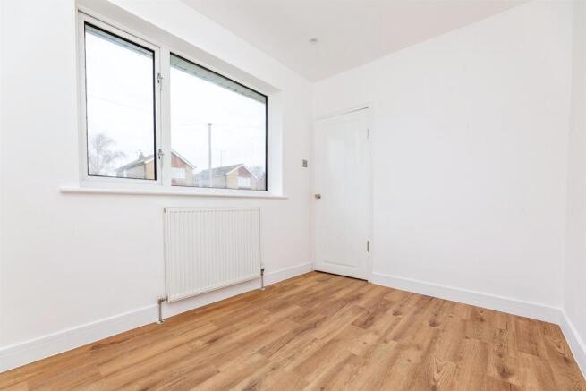 3 bed Semi-Detached for sale Image 12