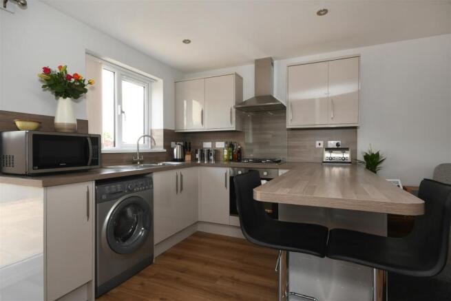 Kitchen 3.jpg