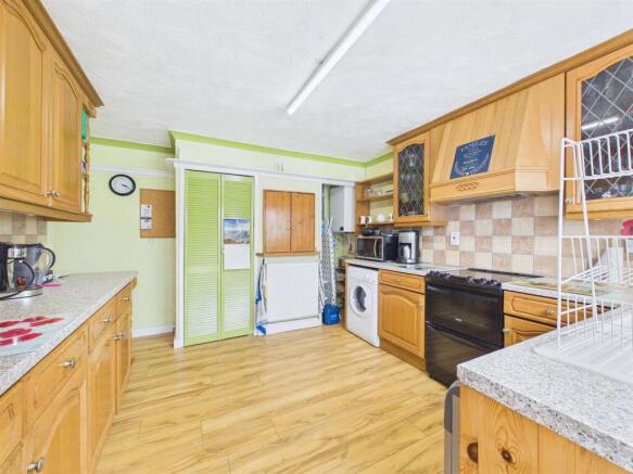 St. Andrews Close, Holme Hale photo 4