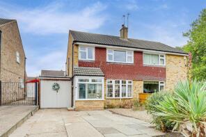 11, Davidson Close, Nottingham NG5 6RZ