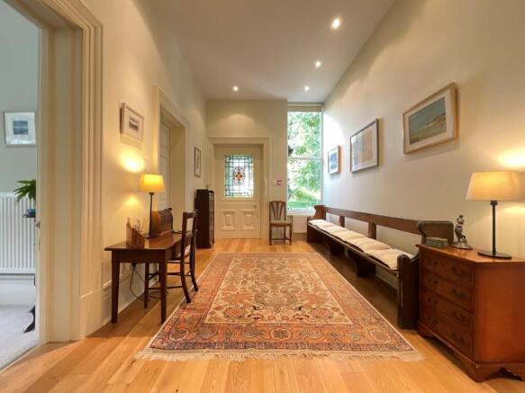 2 bed Apartment for sale Image 10