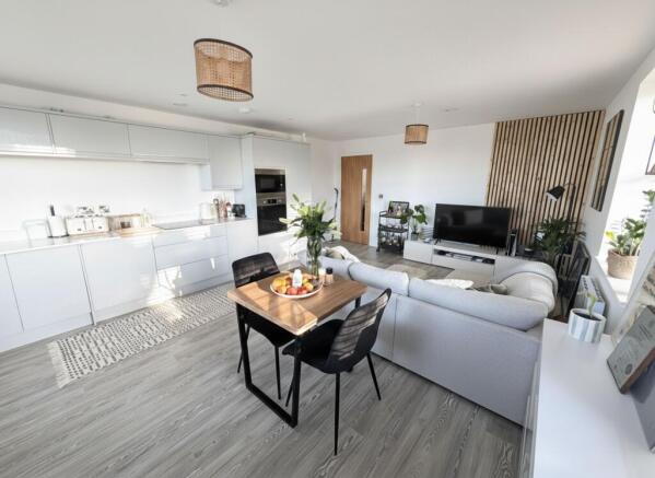 Lounge / Diner / Kitchen