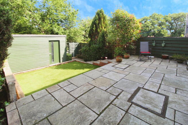 Photo 12