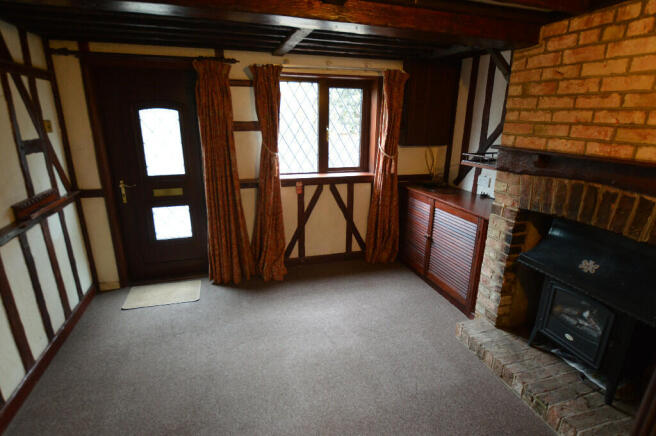 Lounge to Front