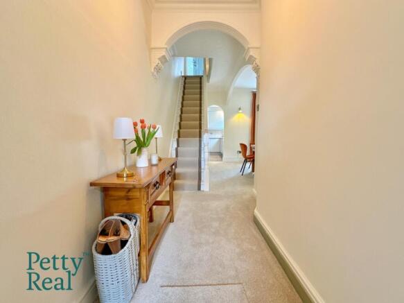 3 bed Terraced for sale Image 8