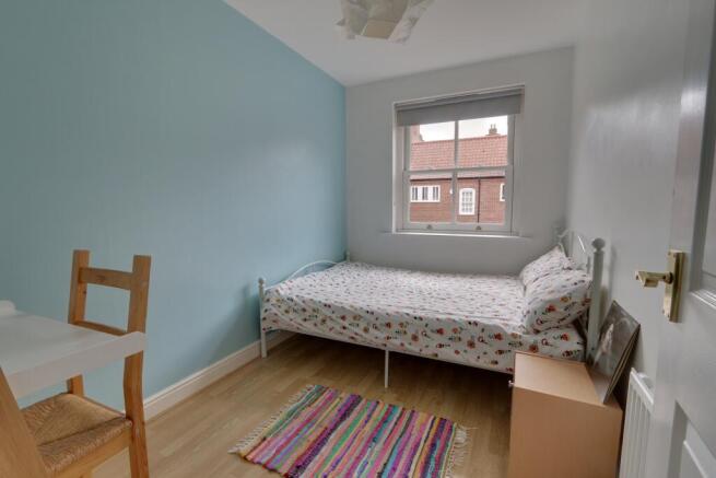 2 bed Flat to rent Image 8