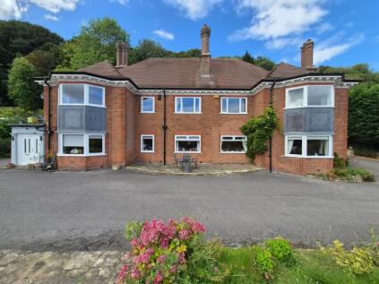 Deepdale Avenue, Scarborough, YO11