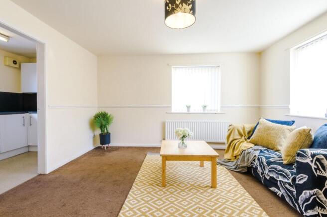 16 Thomas Court Living Room 2