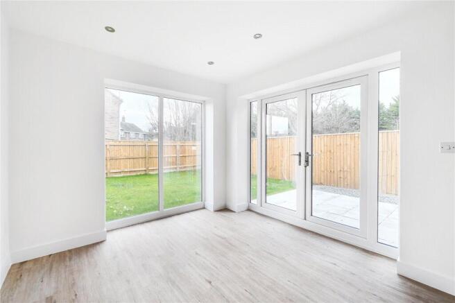 3 bed House for sale Image 6
