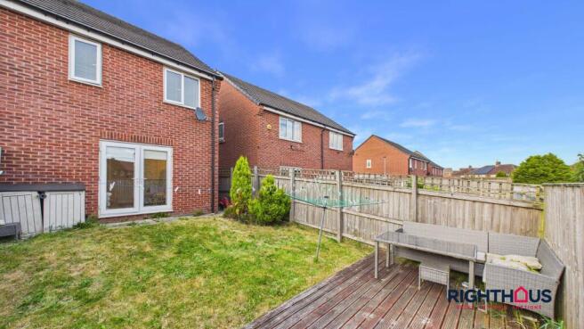 3 bed Semi-Detached for sale Image 12