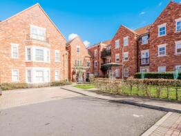 Flat 2, 3 Madison House, Albany Court, Leigh-on-sea SS9 3FJ
