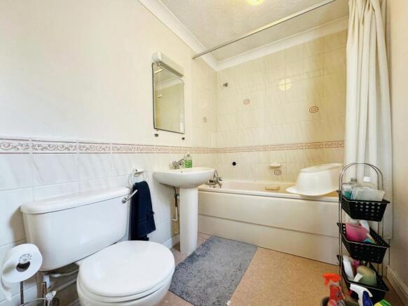 Photo 5