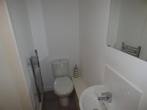 shower room 1.JPG